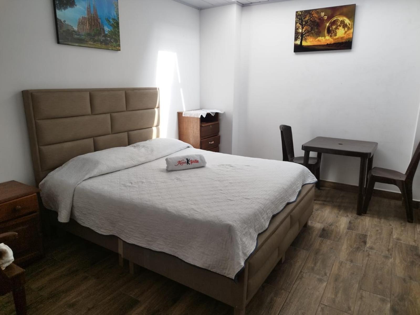 Kultur Berlin Hostel & Suites Sucre Extérieur photo